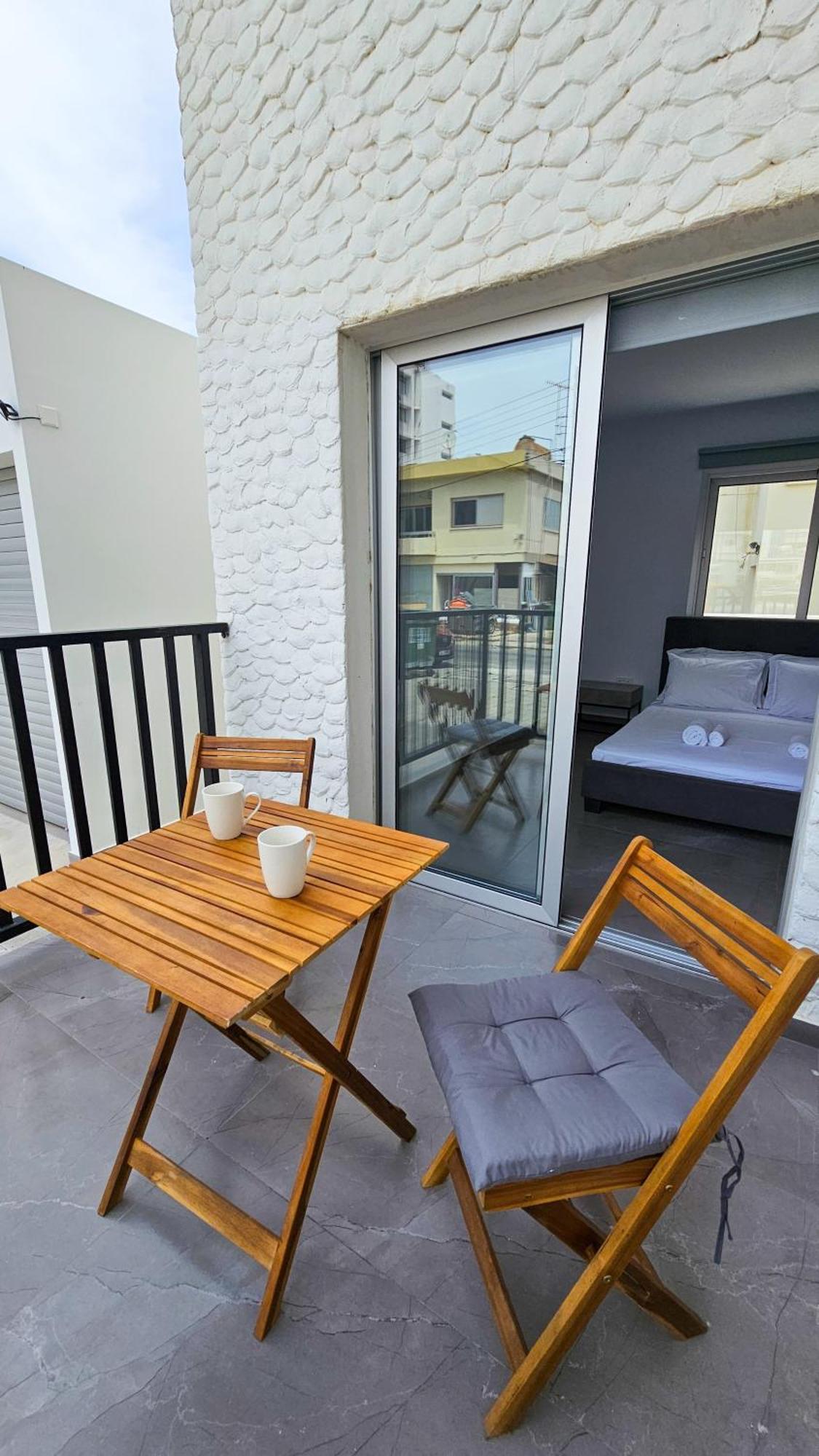 Eviathe Apartments Larnaca Luaran gambar