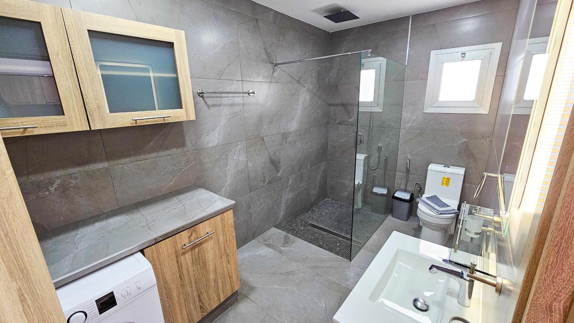 Eviathe Apartments Larnaca Luaran gambar